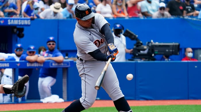 Miguel Cabrera hitting his 500th home run